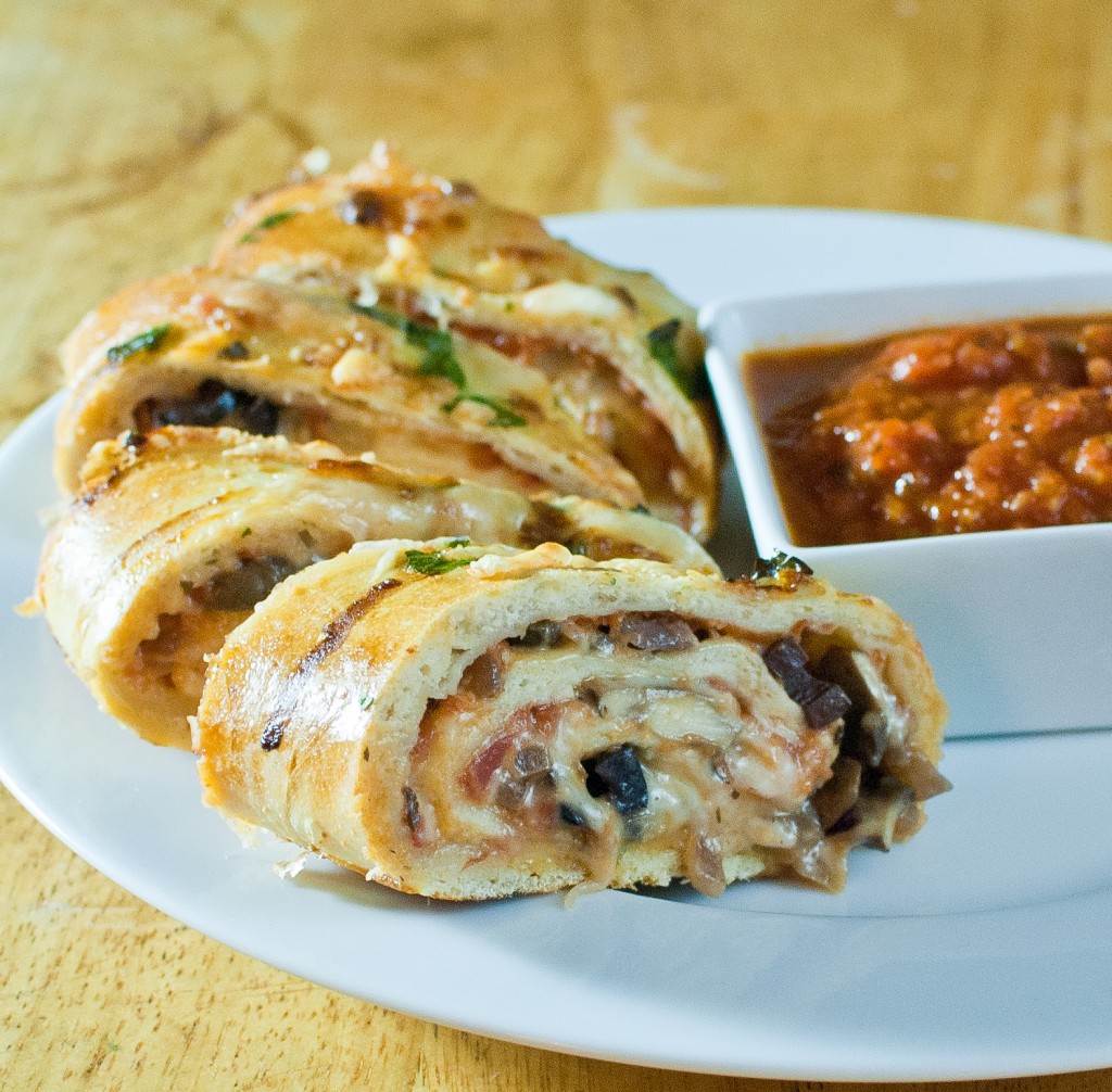Vegetarian Stromboli with Mushrooms and Olives