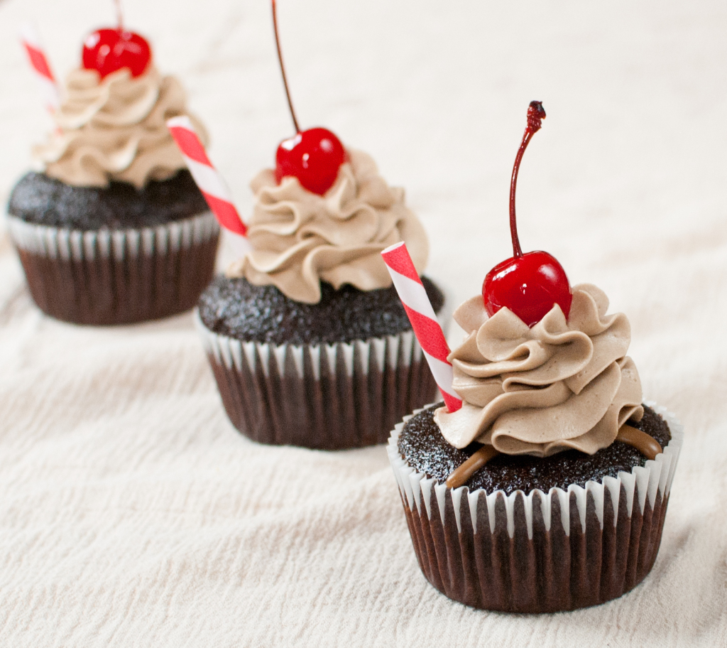 Root Beer Float Cupcakes | Baked In